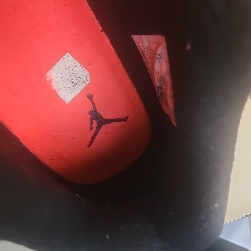 Air Jordan 4 Retro Grey/Infrared Sneakers, Size 7Y - Picture 10 of 12
